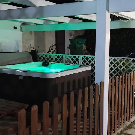 Chalet Gallipoli Prázdninový dům *